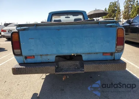 1978 Toyota Hilux from USA, damaged, VIN RN28106490